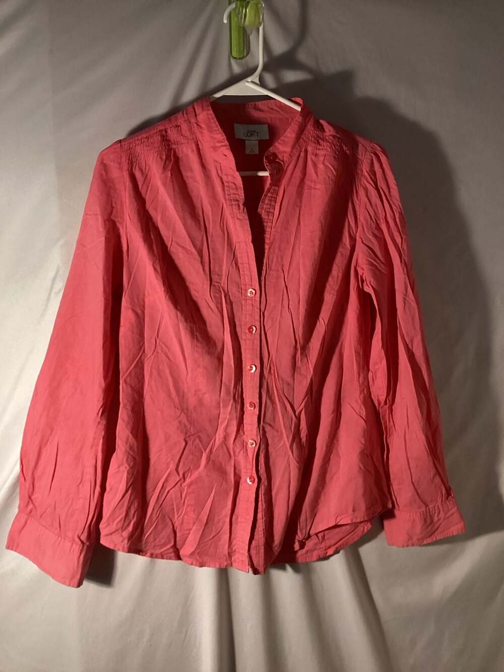Ann Taylor LOFT Coral Pink Pintuck Button Down Shirt